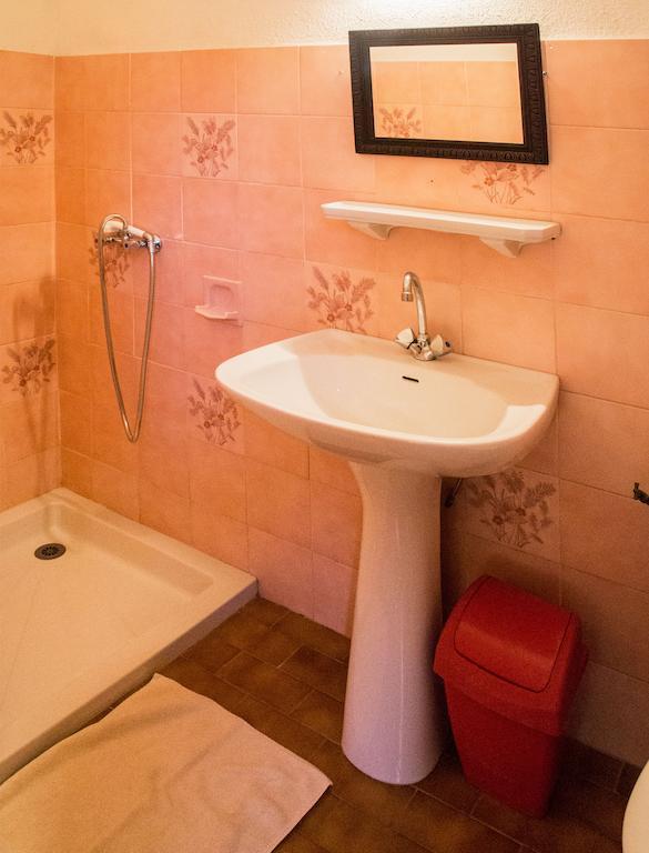 Chez Veronique Bed & Breakfast Chamborigaud ภายนอก รูปภาพ